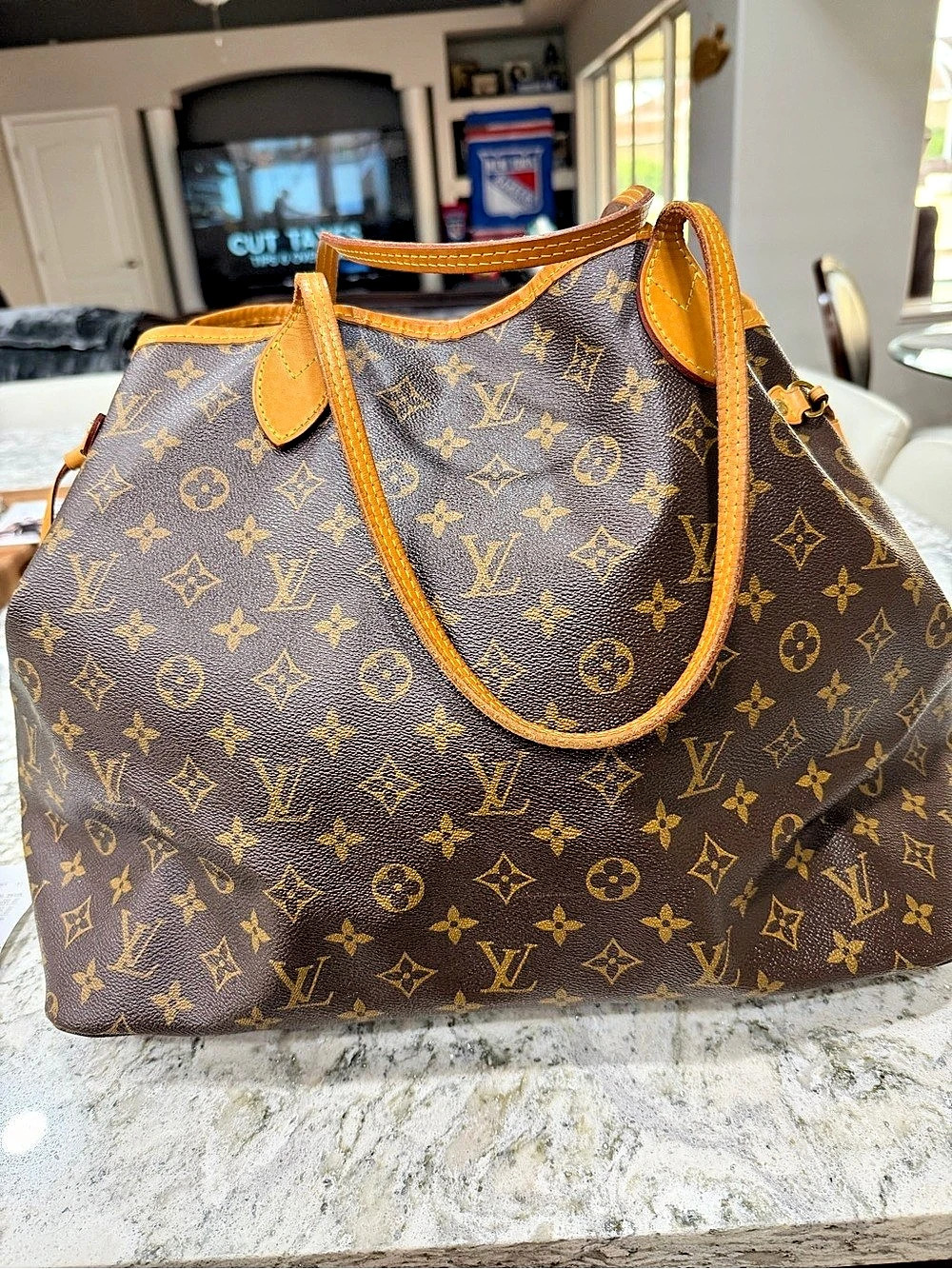 Louis Vuitton Neverfull GM Monogram Tote in Brown & Gold